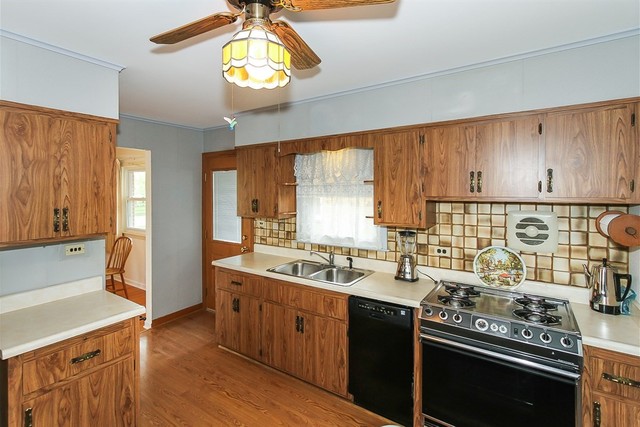 26 N Westgate Rd, Des Plaines, IL 60016 photo 9