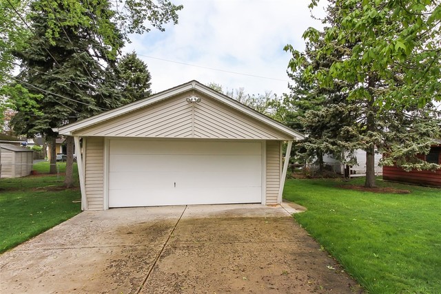 26 N Westgate Rd, Des Plaines, IL 60016 photo 18