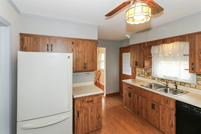 26 N Westgate Rd, Des Plaines, IL 60016 photo 10