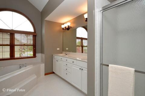 3 Bunker Hill Ct, Algonquin, IL 60102 photo 21