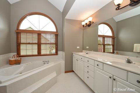 3 Bunker Hill Ct, Algonquin, IL 60102 photo 20