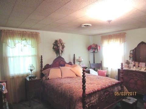 1279 Chestnut St, Eldena, IL 61324 photo 7
