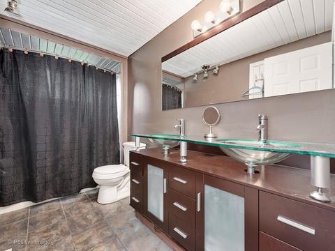 5148 Deerpath Rd, Oak Forest, IL 60452 photo 3