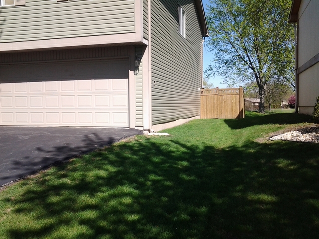 161 Cloverleaf Rd, Matteson, IL 60443 photo 4