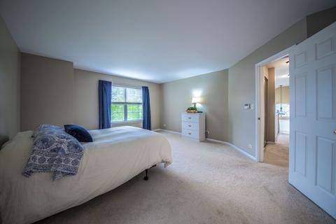 855 Violet Cir, Naperville, IL 60540 photo 14