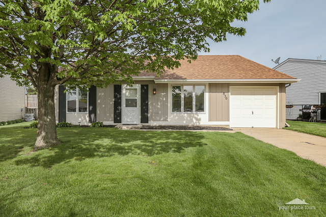 830 Shady Ln, Aurora, IL 60506 photo 1