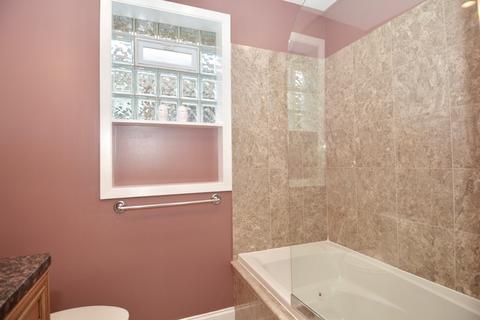 7517 W Devon Ave, Chicago, IL 60631 photo 17