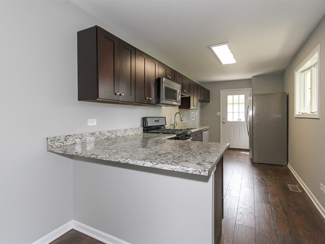337 Maureen Dr, Wheeling, IL 60090 photo 10