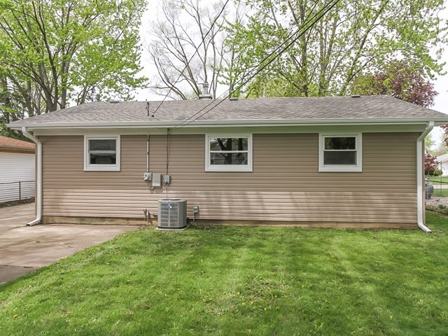 337 Maureen Dr, Wheeling, IL 60090 photo 20