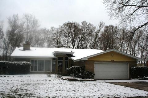 1476 W Vanmeter St, Kankakee, IL 60901 photo 2