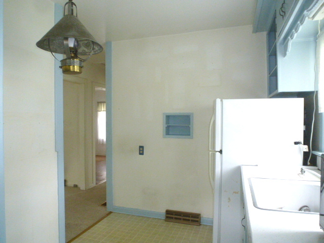1125 Jackson St, Aurora, IL 60505 photo 10