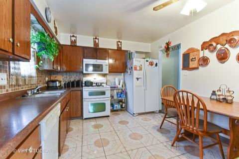 3105 Smoke Tree Ct, Hazel Crest, IL 60429 photo 3