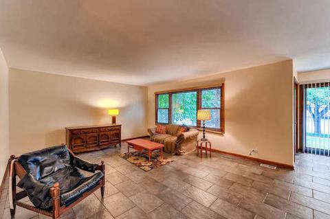 716 N Maple St, Itasca, IL 60143 photo 6