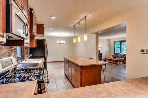 716 N Maple St, Itasca, IL 60143 photo 10
