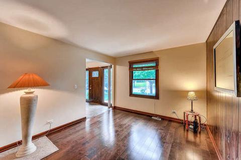 716 N Maple St, Itasca, IL 60143 photo 5