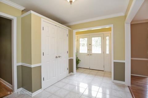 1049 Van Tassel Rd, Sleepy Hollow, IL 60118 photo 2