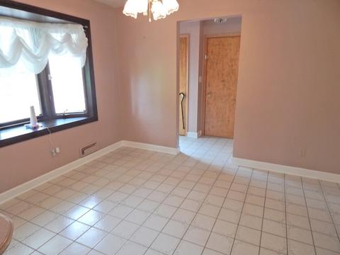 1015 N Curran Rd, Mchenry, IL 60050 photo 5