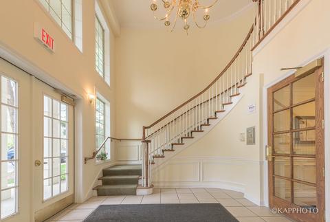 3115 Town Square Dr #402, Rolling Meadows, IL 60008 photo 3