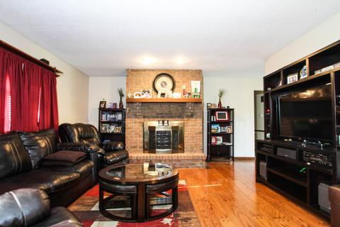 10 Everett Dr, Bismarck, IL 61814 photo 6