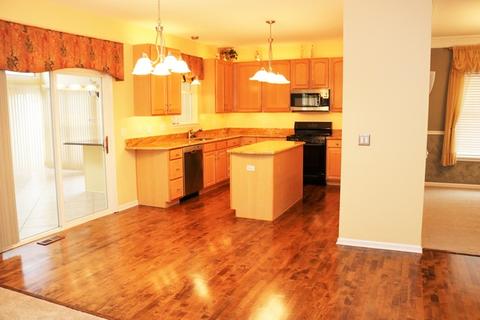 450 Clover Dr, Algonquin, IL 60102 photo 5