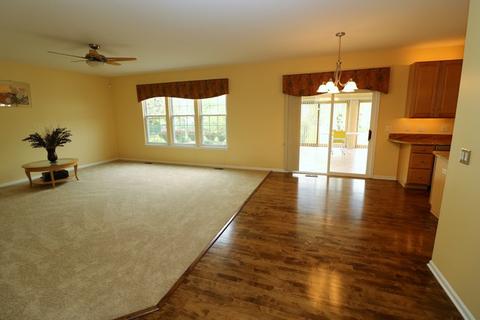450 Clover Dr, Algonquin, IL 60102 photo 6