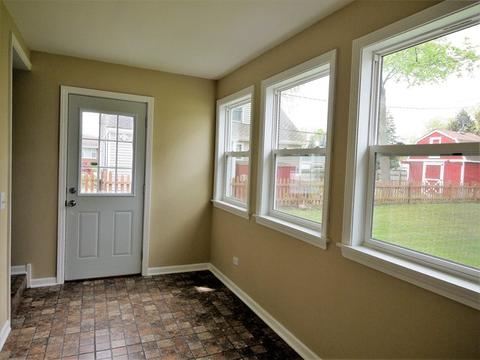 1054 Webster Ln, Des Plaines, IL 60016 photo 15
