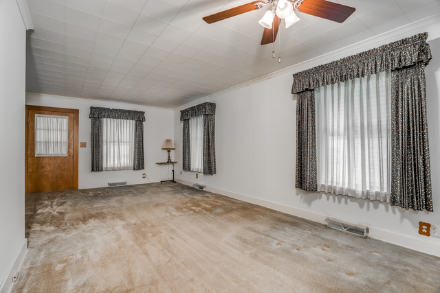 1035 Pearl St, Aurora, IL 60505 photo 5