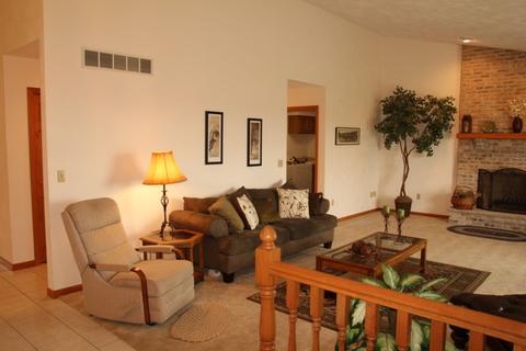 7744 Edson Rd, Capron, IL 61012 photo 3