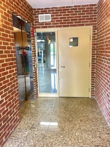 8010 Riverwalk Dr #6C, Lyons, IL 60534 photo 21