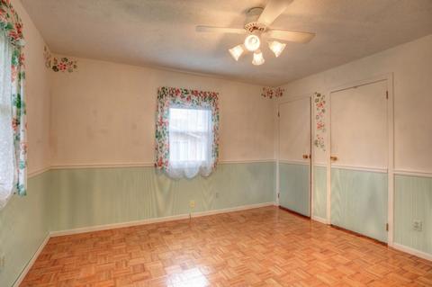 906 S Adams St, Philo, IL 61864 photo 8