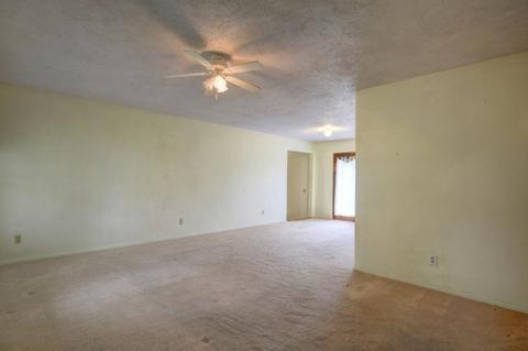 906 S Adams St, Philo, IL 61864 photo 31