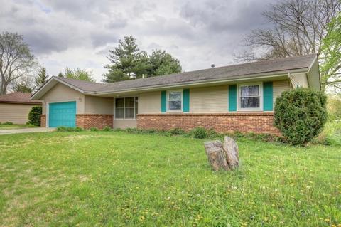 906 S Adams St, Philo, IL 61864 photo 1