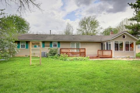 906 S Adams St, Philo, IL 61864 photo 32
