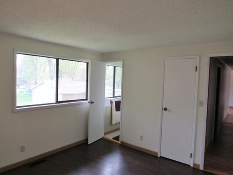 2502 Hyde Park Ave, Holiday Hills, IL 60051 photo 14