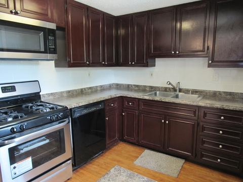 2502 Hyde Park Ave, Holiday Hills, IL 60051 photo 5