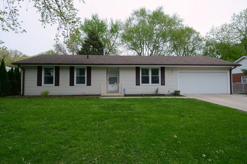 1821 Lily St, Aurora, IL 60505 photo 1