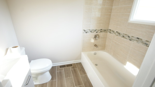 748 S Wayne Pl, Wheeling, IL 60090 photo 13