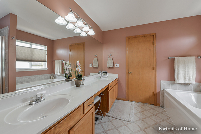 2703 Rosehall Ln, Aurora, IL 60503 photo 15