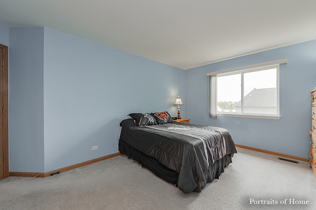 2703 Rosehall Ln, Aurora, IL 60503 photo 16
