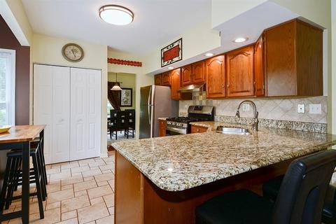 1677 Apache Dr, Naperville, IL 60563 photo 5