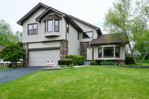 1677 Apache Dr, Naperville, IL 60563 photo 1