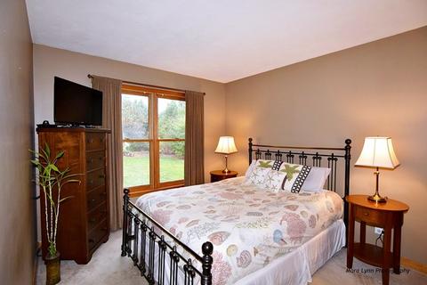 2089 Eldorado Dr, Geneva, IL 60134 photo 11