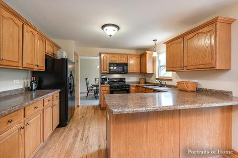 132 Forestview Ln, Aurora, IL 60502 photo 10
