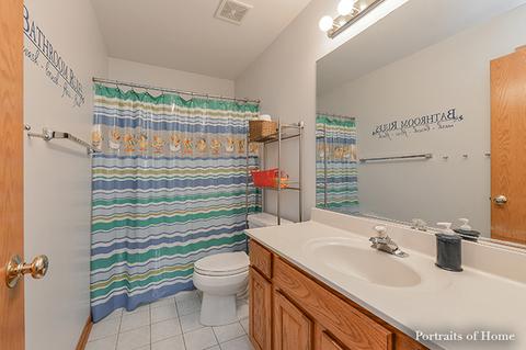 132 Forestview Ln, Aurora, IL 60502 photo 24