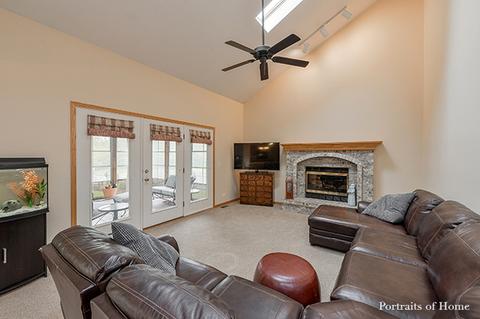 132 Forestview Ln, Aurora, IL 60502 photo 13