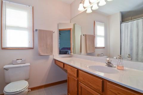 311 Balmoral Dr, Bartlett, IL 60103 photo 7