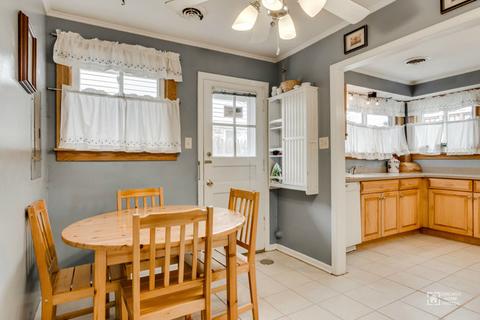 710 E Algonquin Rd, Des Plaines, IL 60016 photo 11