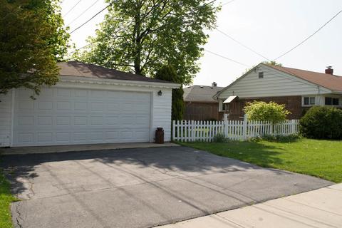 710 E Algonquin Rd, Des Plaines, IL 60016 photo 22