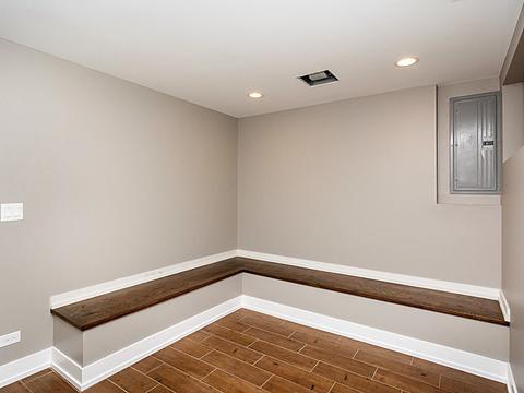4239 S Dr Martin Luther King Jr Dr, Chicago, IL 60653 photo 2