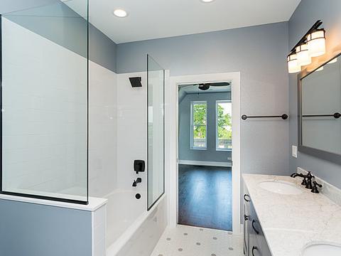 4239 S Dr Martin Luther King Jr Dr, Chicago, IL 60653 photo 32